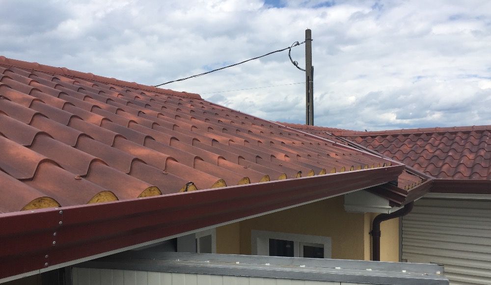 Panouri acoperis sandwich model stil tigla Calitatea 2 Noi