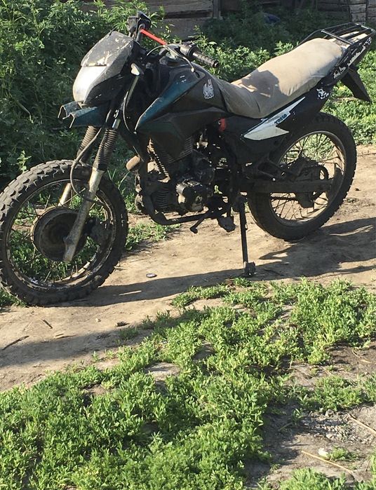 Продам яки 250 куб на ходу