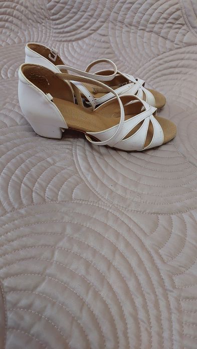 Туфли для бальных танцев