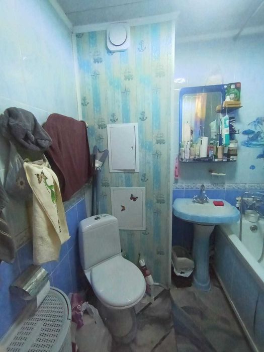 Продам 4-х комнатную квартиру