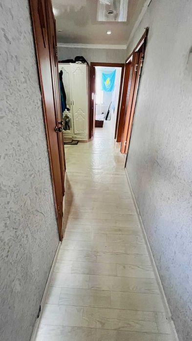 Продам 3 комн на 11а