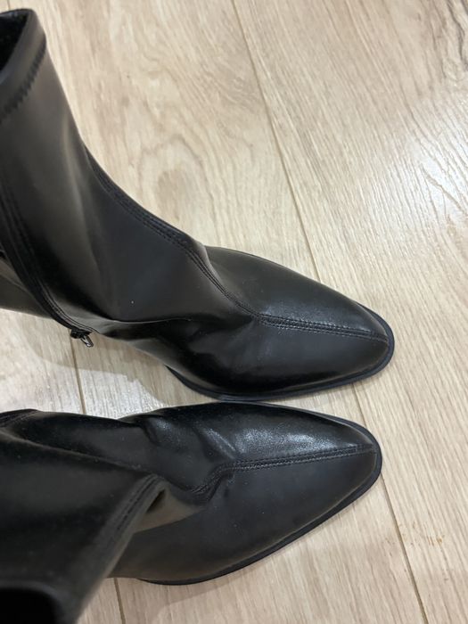 Продам новые ботильоны Зара