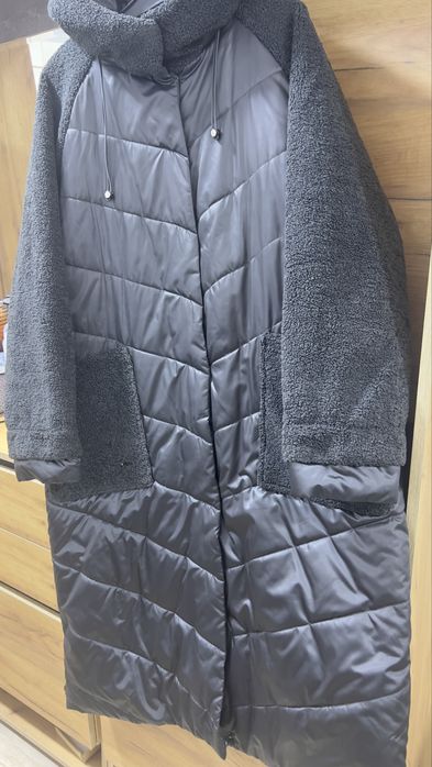 Продам зимнюю куртку.