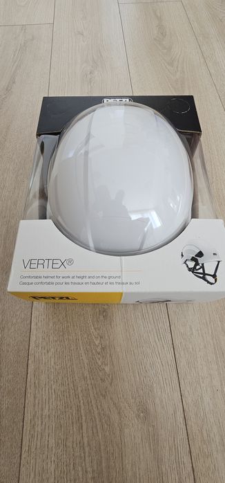 Каска  Petzl Vertex