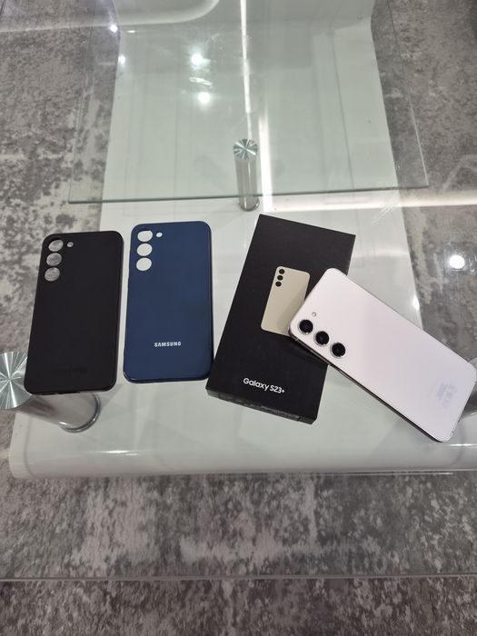 SAMSUNG  Galaxy S23 Plus