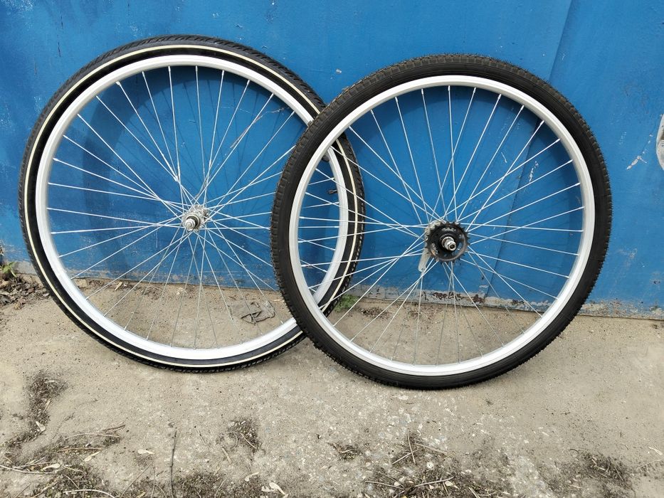 Продам 2 колеса для велосипеда