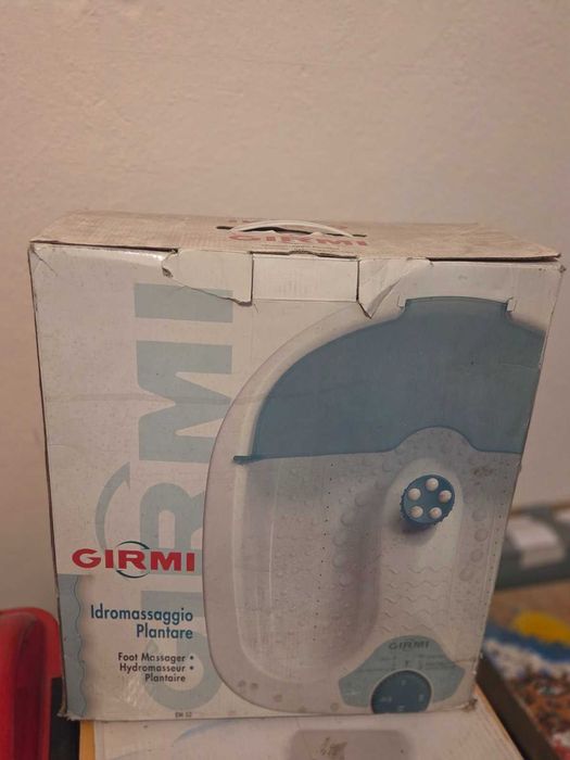 Хидромасажор за крака Girmi EM51