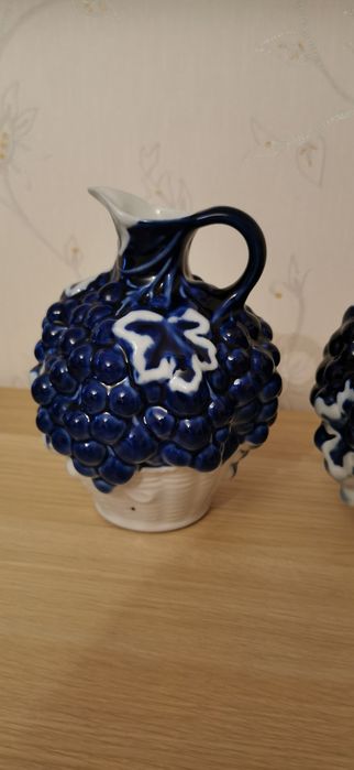 Виноград. За 2 шт 25500.