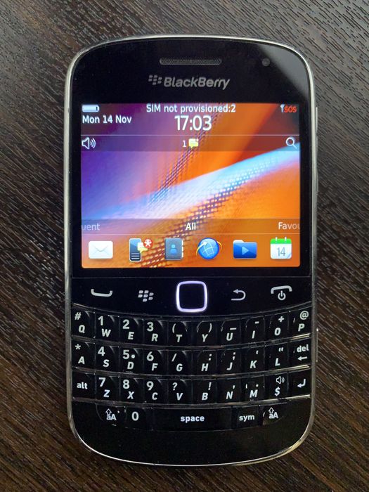 BlackBerry 9900 Bold