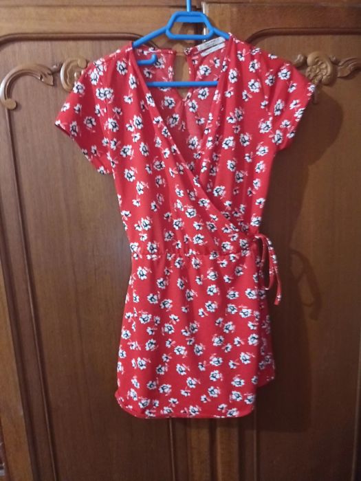 Rochie pantalon mini ,mărimea  S  calitativă l