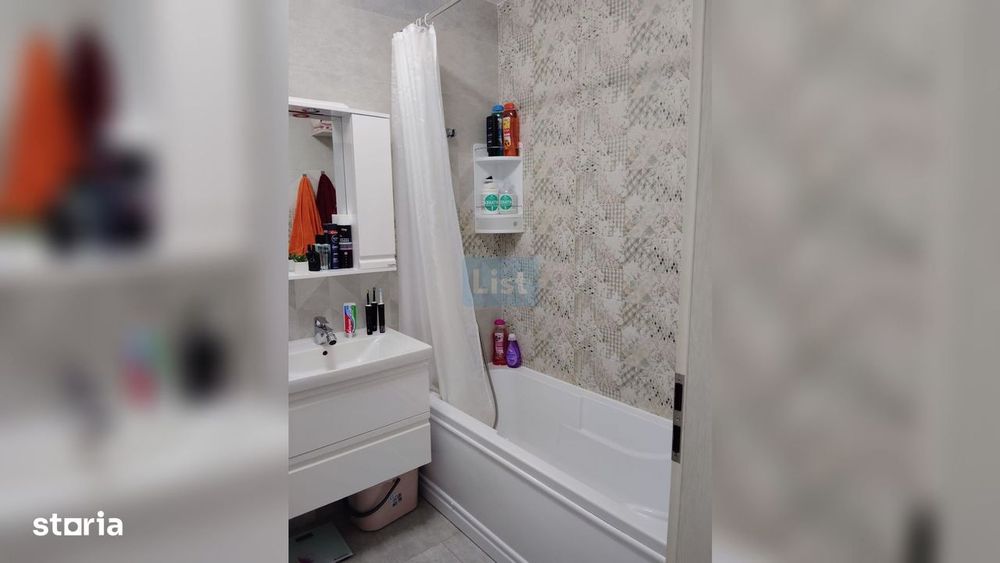 Apartament de vanzare 3 camere in zona Panoramic Residence