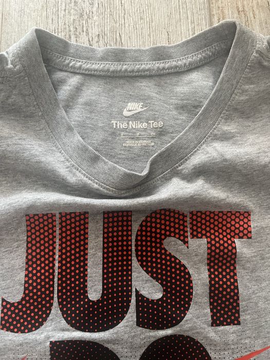 Тениска Nike s размер