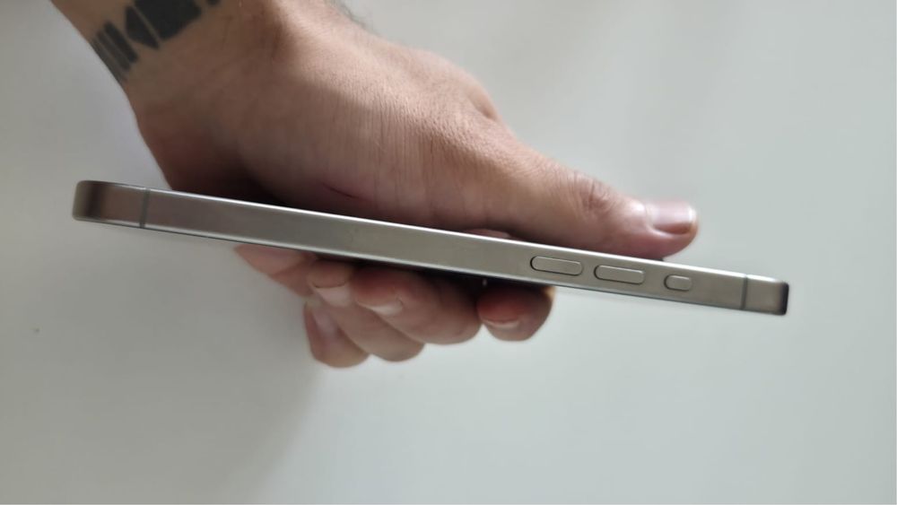 Продам Обмен Iphone 15 pro max