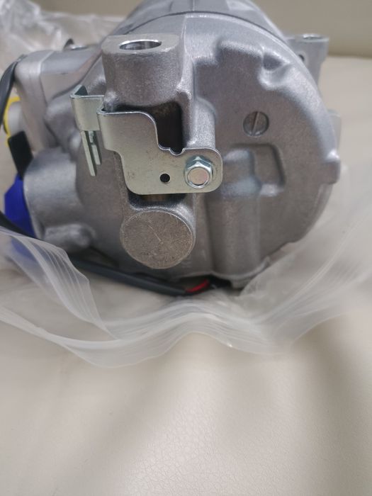 Компрессор кондиционера БМВ Х6 F16