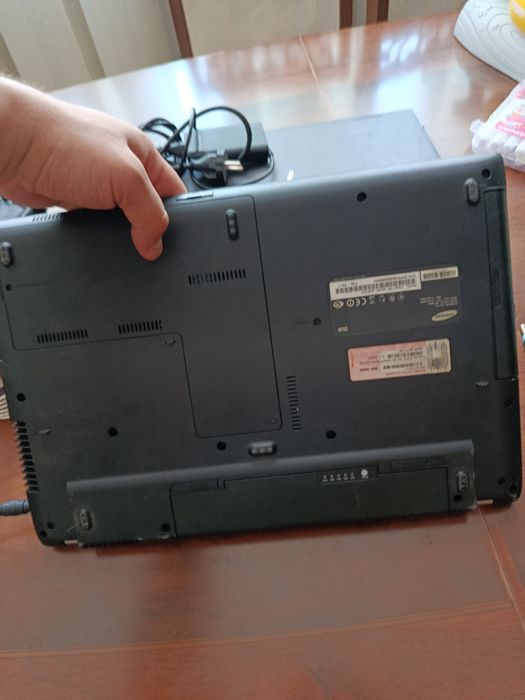 Ноутбук  samsung