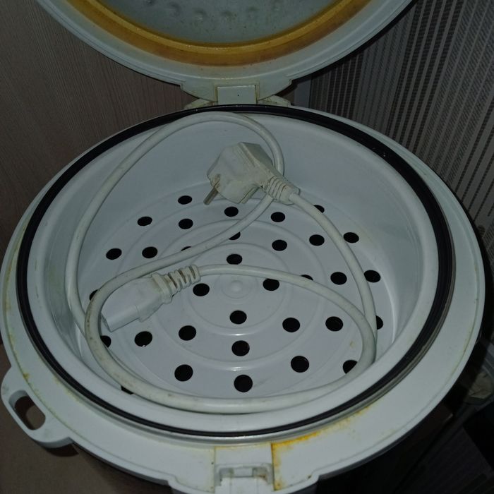 Продам мультиварку Lumme