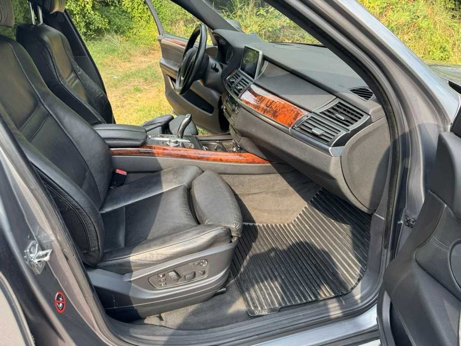 BMW X5 E70 4.8i Газ