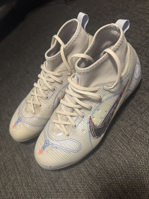 Ghete crampoane iarba/sintetic Nike nr.35.5