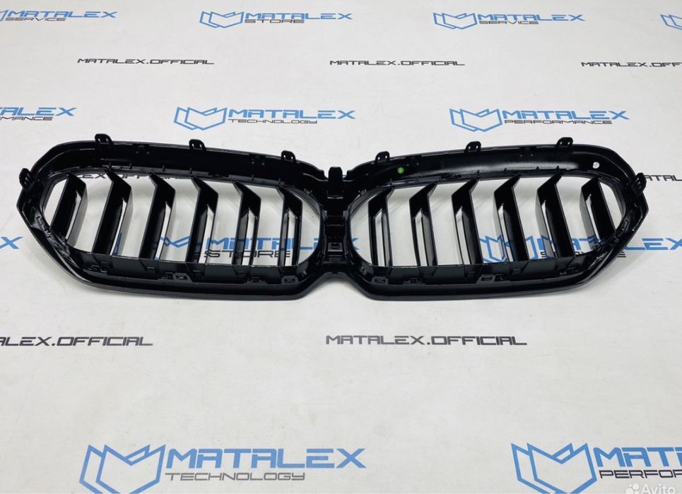 Решетка радиатора BMW 530