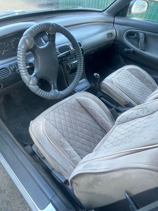 Продам автомобиль Мазда 626