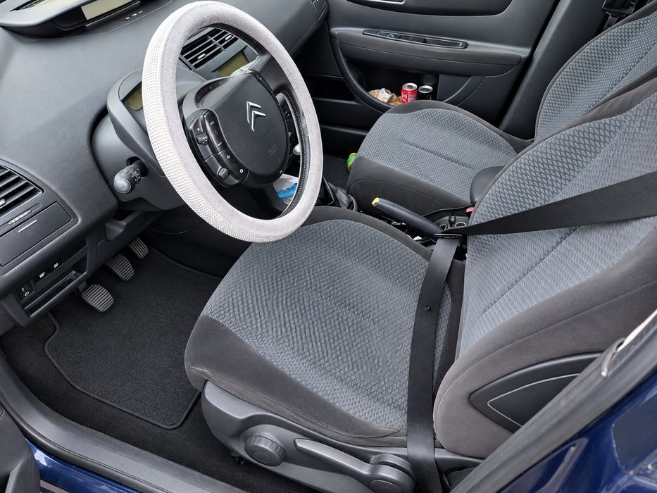 Citroen C4 model 2008 variante auto
