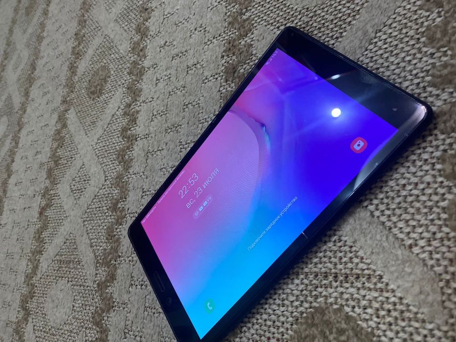 Планшет Самсунг продается