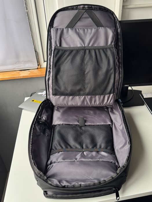 Rucsac laptop Business L Tellur, cu port USB, 17.3", Negru