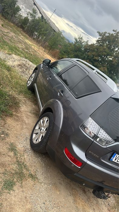 Mitsubishi outlander 2.0