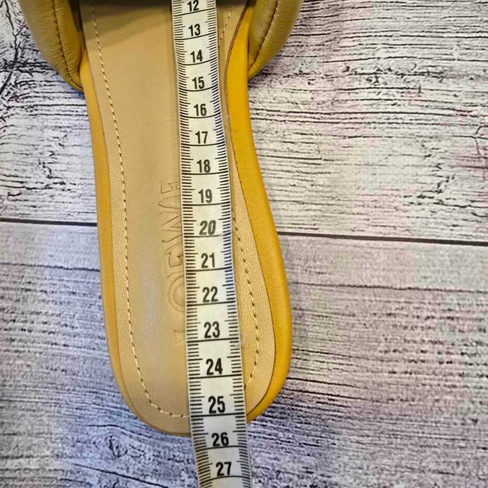 Чехли  естествена кожа loewe