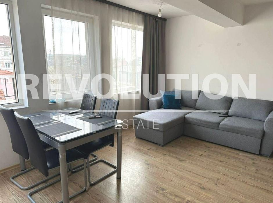 Мезонет в района на Център!