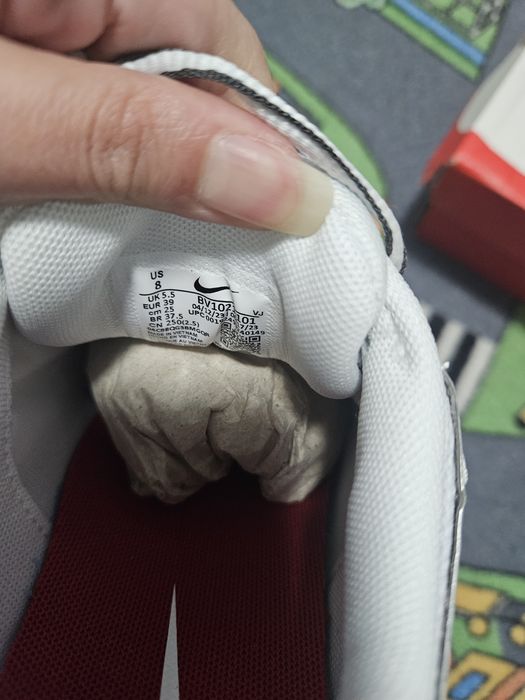 Продавам маратонки Nike – нови