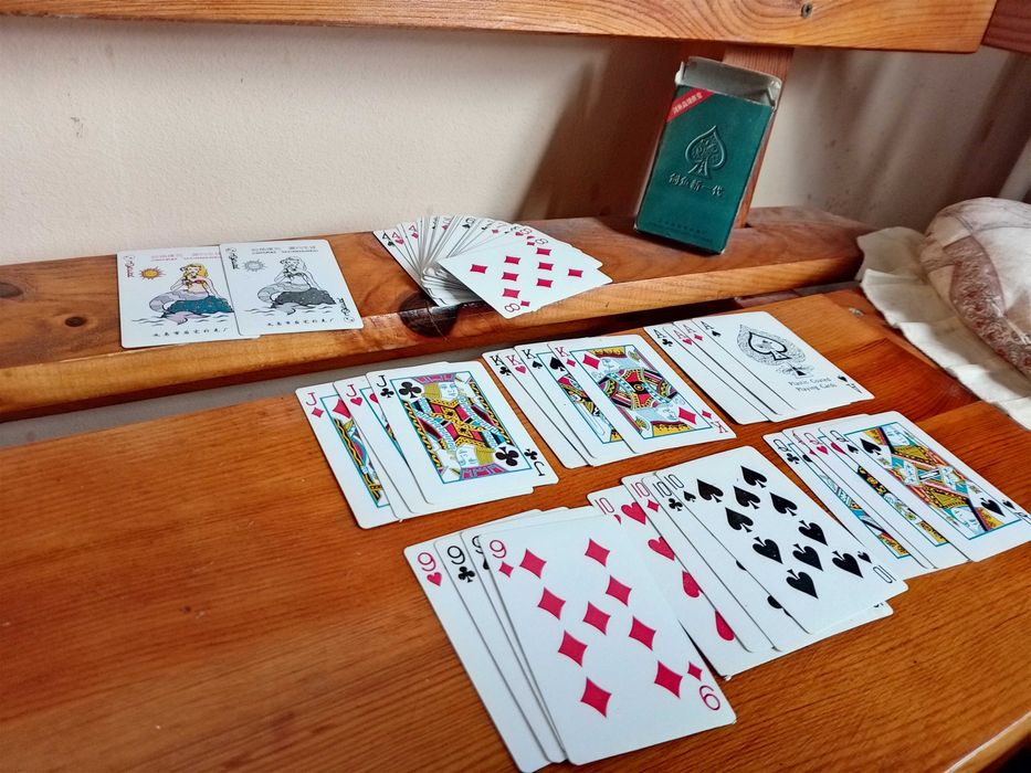 Карти за игра "2€" нови!+Доставка!