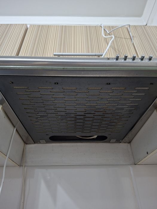 Вытяжку продам фирмы HANSA