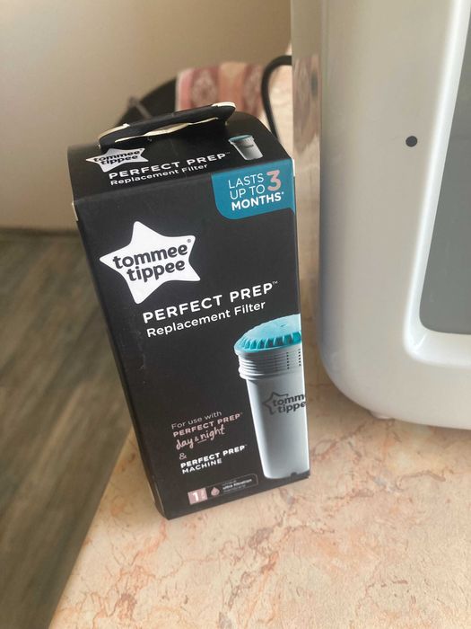 Електрически уред за приготвяне на адаптирано мляко Tommee Tippee