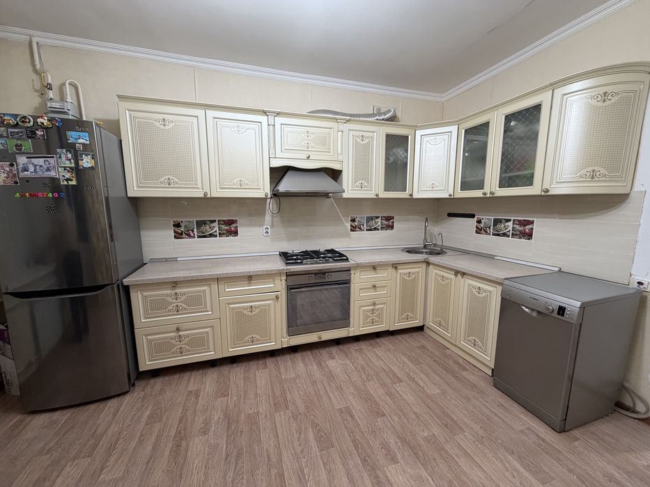 Кухонный гарнитур б/у