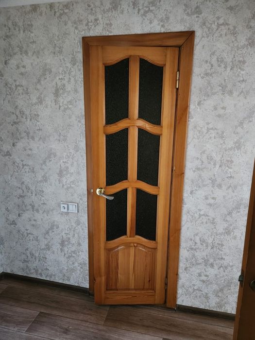 Продам межкомнатные двери