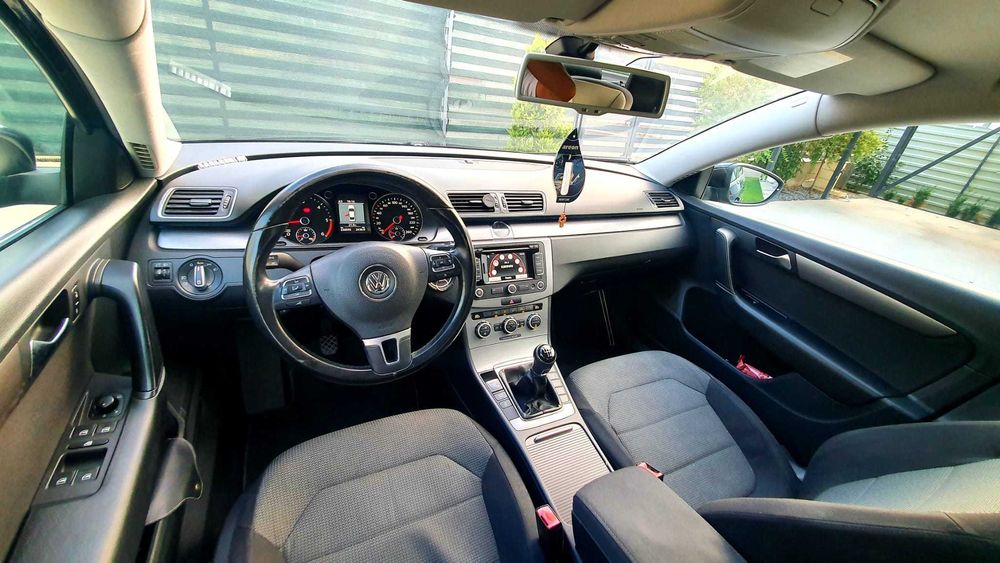 Vând VW Passat B7 1.6 TDI
