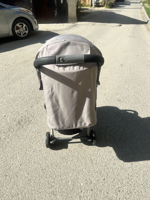 Срочно продам коляску