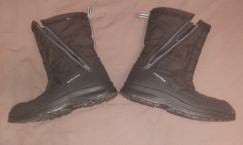 Cizme Quechua marimea 45