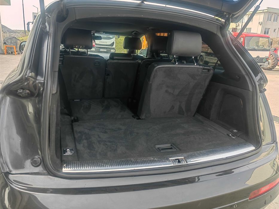 Audi Q7 3.0TDI 233hp