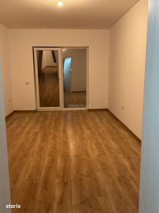 Ofer spre închiriere 1/2 duplex – Giroc, zona fostei unități militare