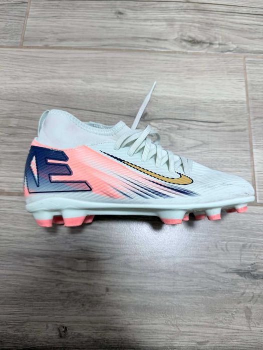 Детски стоножки и бутонки Nike - 35,5 номер