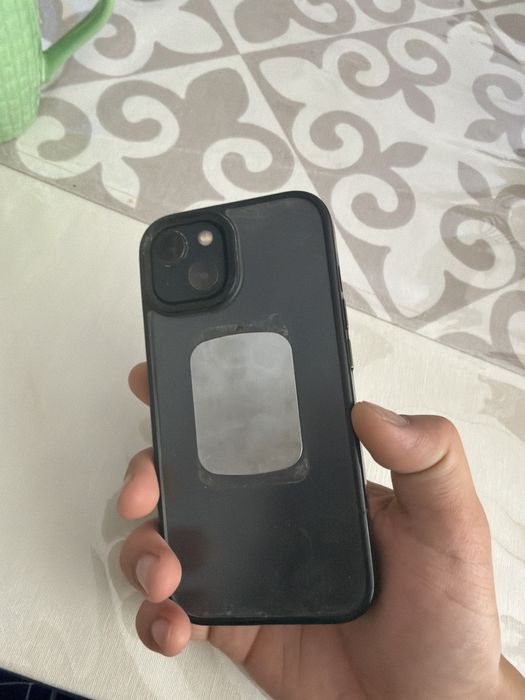 Продам айфон 13