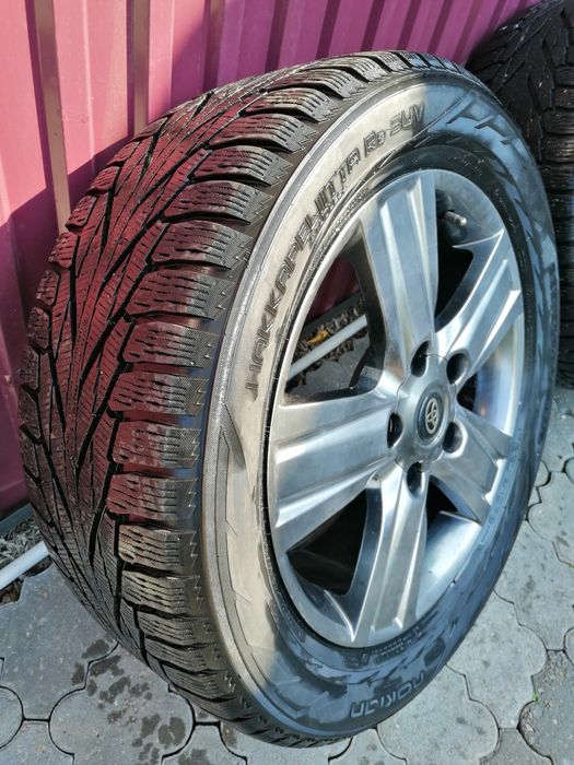 Продам резину с дисками Nokian Hakkapeliitta P2 SUV