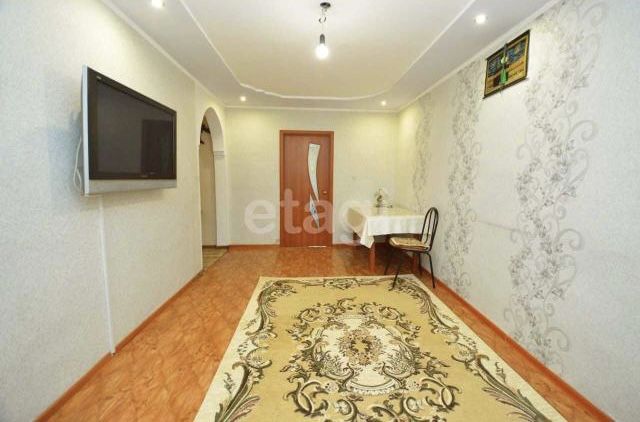 Сдам квартиру только девушкам