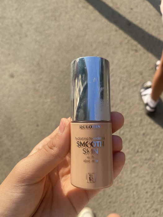 Тональный крем от smooth skin в 02 оттенке