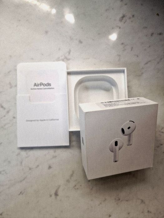 AirPods 4 с Active Noise Cancellation (ANC). С гаранция