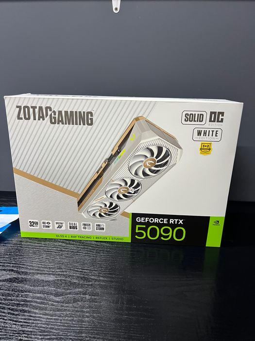 56м Гаранция! Zotac RTX 5090 SOLID OC White Edition 32GB GDDR7