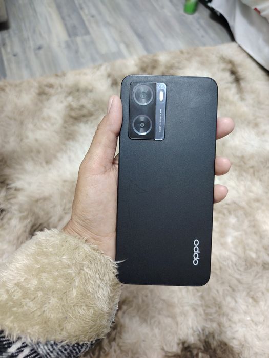 продаётся телефон