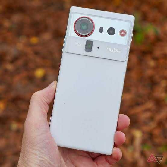 Nubia Z80 Ultra 5G глобален BG меню 7200mAh Android auto 2г. гаранция